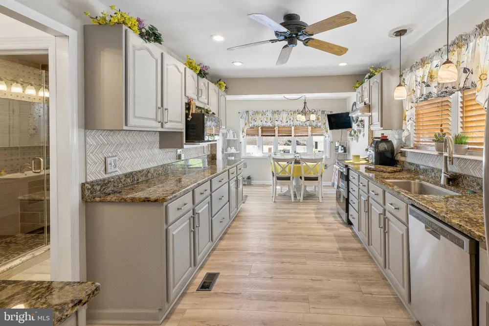 56 S FELLOWSHIP ROAD Maple Shade, NJ 08052