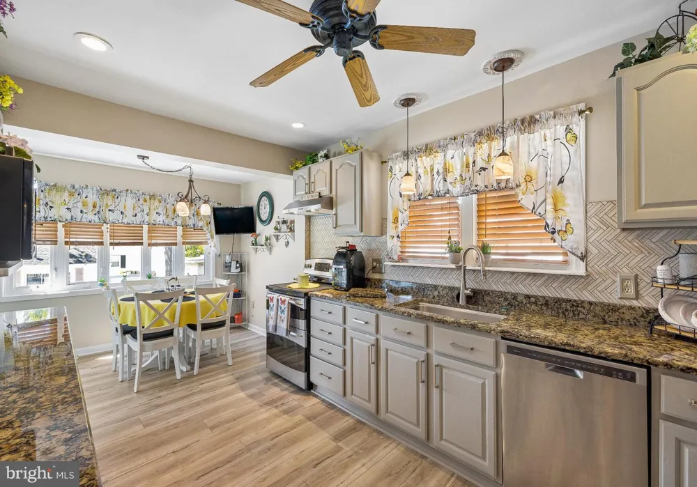 56 S FELLOWSHIP ROAD Maple Shade, NJ 08052