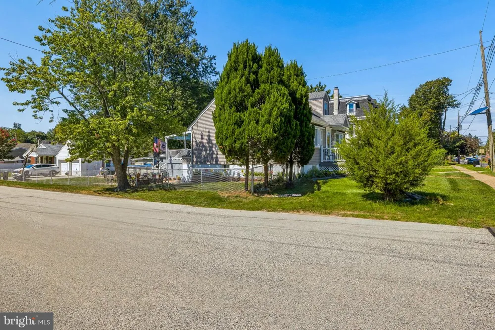 56 S FELLOWSHIP ROAD Maple Shade, NJ 08052