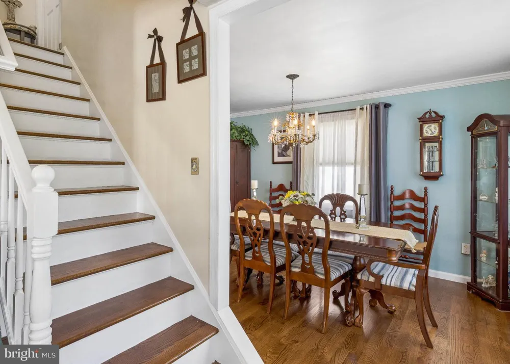 56 S FELLOWSHIP ROAD Maple Shade, NJ 08052