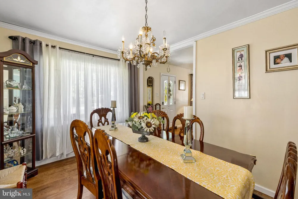 56 S FELLOWSHIP ROAD Maple Shade, NJ 08052