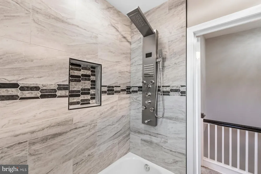 1122 BONAPARTE AVENUE Baltimore, MD 21218