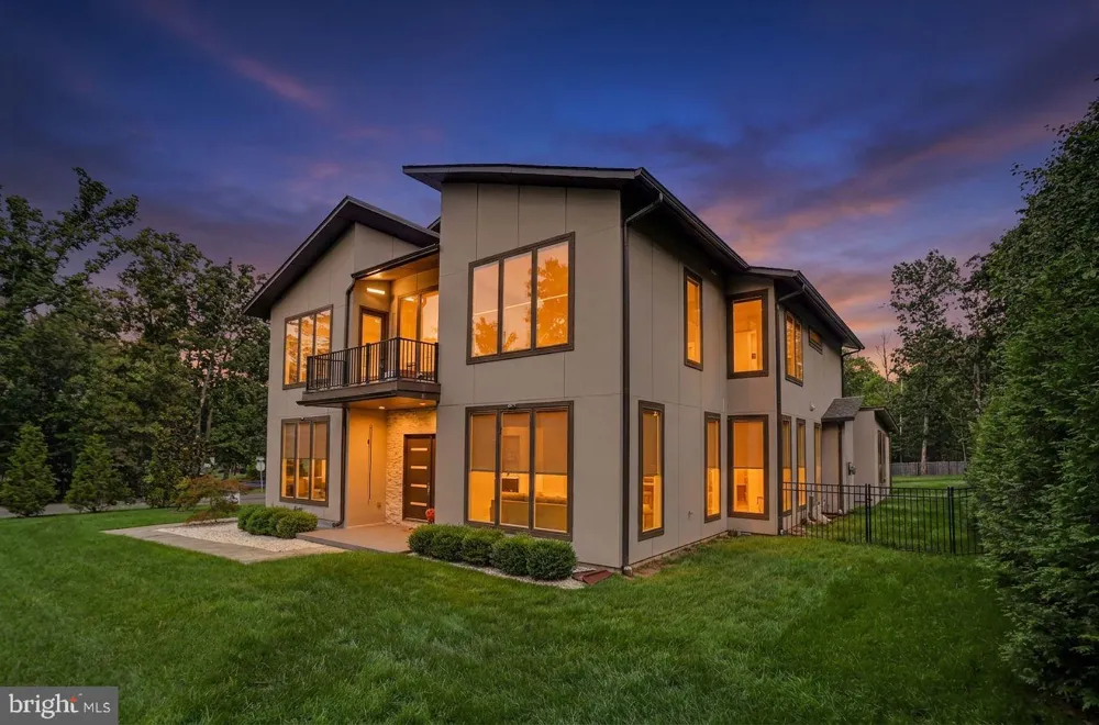 45449 PERSIMMON LANE Sterling, VA 20165