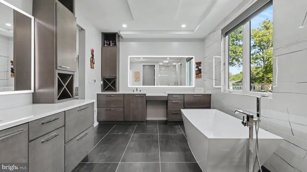 45449 PERSIMMON LANE Sterling, VA 20165