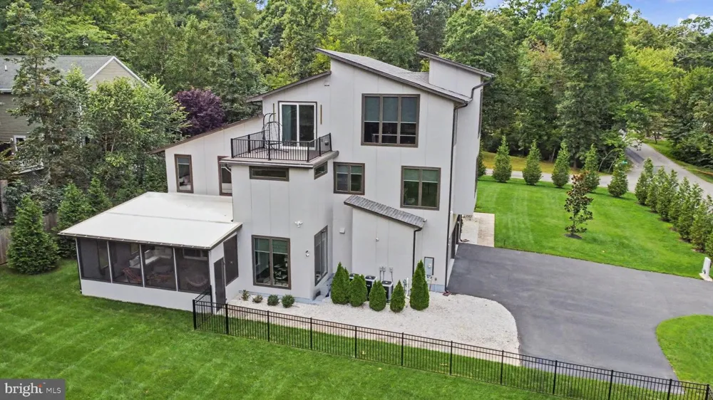 45449 PERSIMMON LANE Sterling, VA 20165