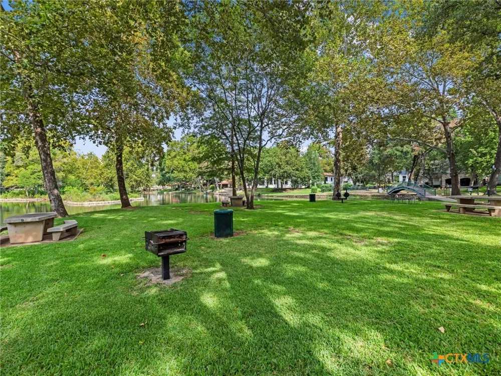 1070 Hayselton Avenue New Braunfels, TX 78130