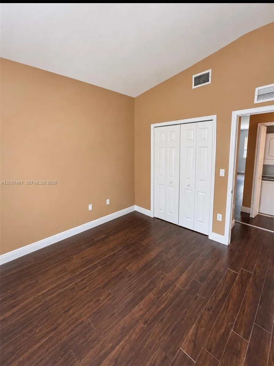 2650 SE 12th Pl #201 Homestead, FL 33035