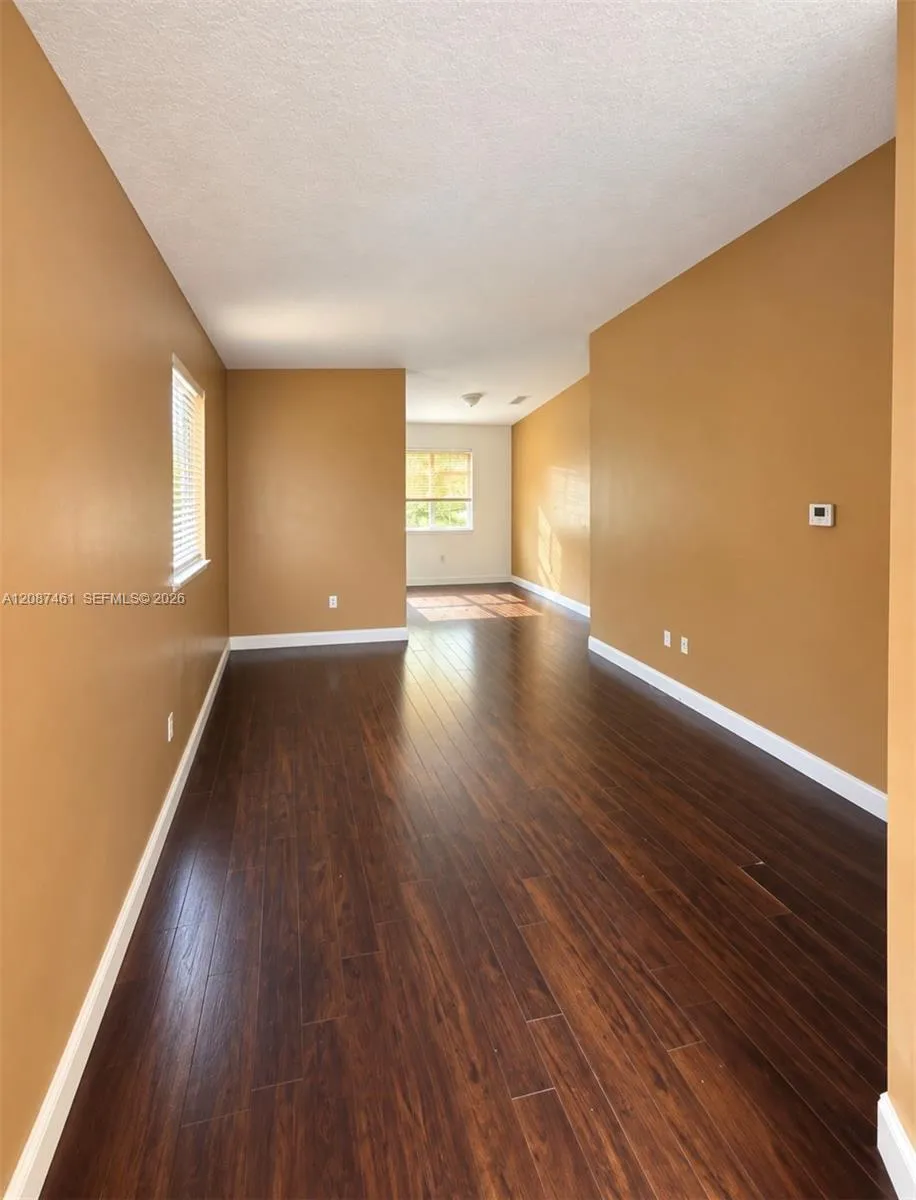 2650 SE 12th Pl #201 Homestead, FL 33035