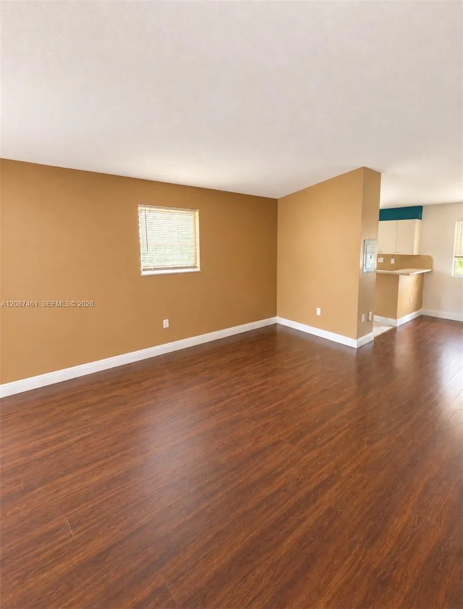2650 SE 12th Pl #201 Homestead, FL 33035
