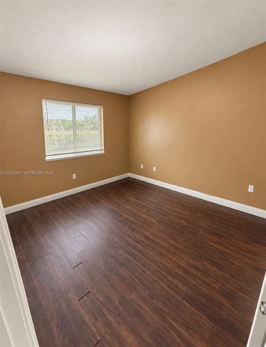 2650 SE 12th Pl #201 Homestead, FL 33035