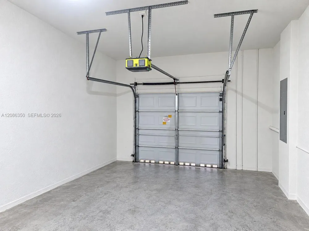 2356 SE 16th Pl Homestead, FL 33035