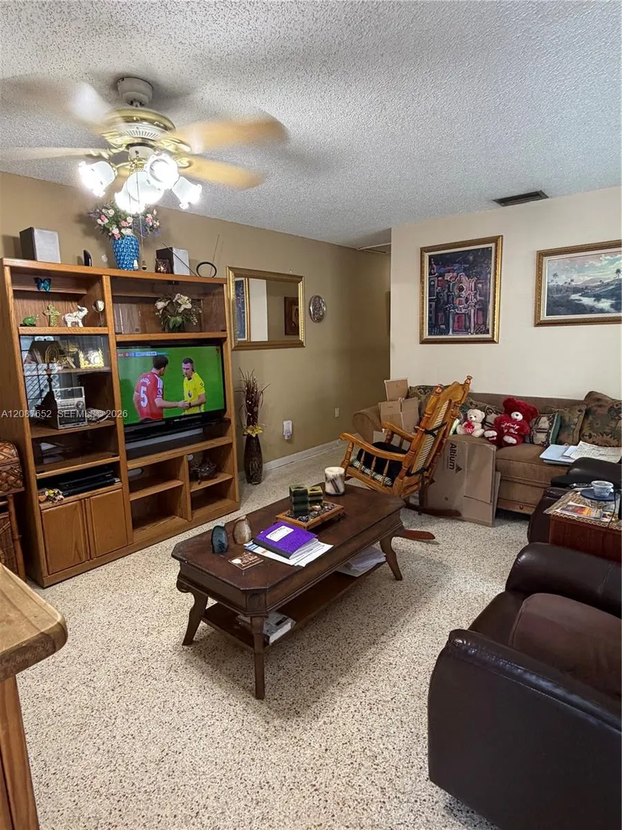 3405 SW 24th St Miami, FL 33145