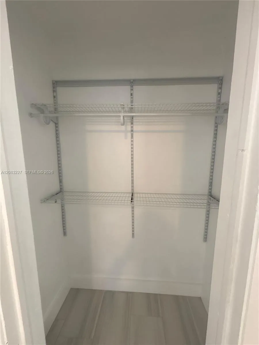 671 SW 7th St #1 Miami, FL 33130