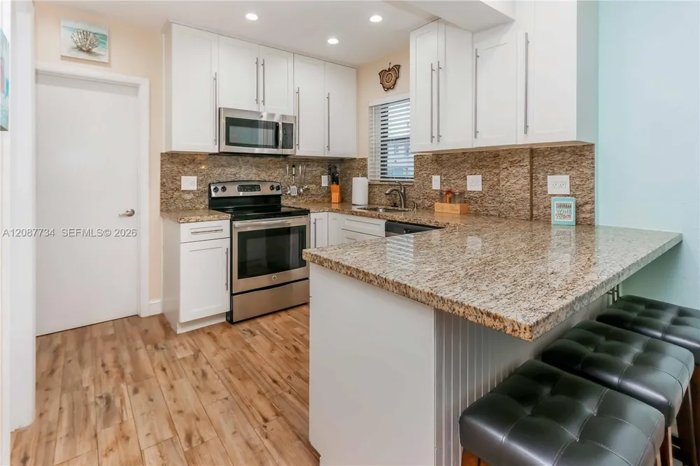 3300 Surf Rd #1A Hollywood, FL 33019
