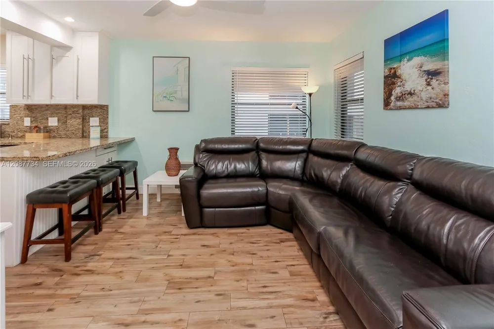 3300 Surf Rd #1A Hollywood, FL 33019