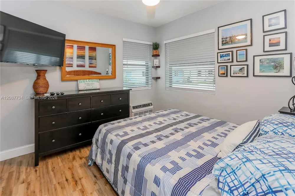3300 Surf Rd #1A Hollywood, FL 33019