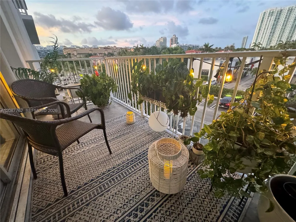 2851 NE 183rd St #303E Aventura, FL 33160