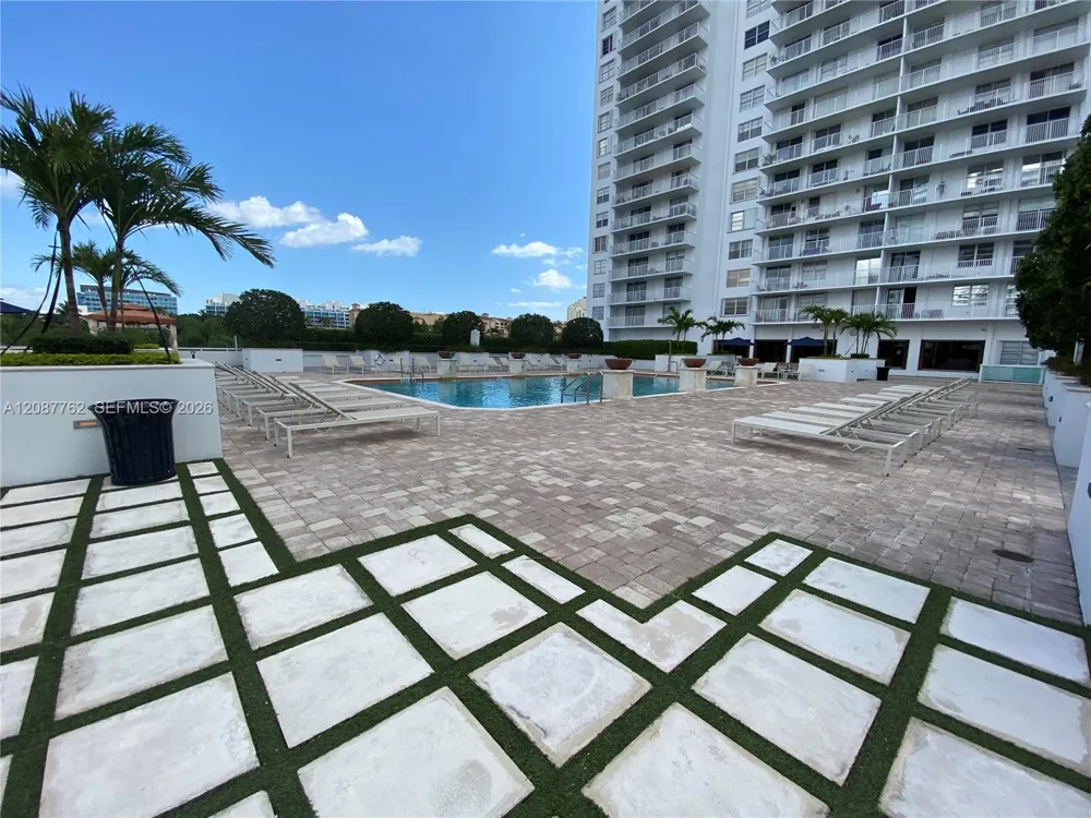 2851 NE 183rd St #303E Aventura, FL 33160