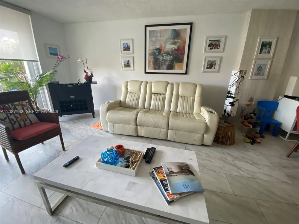 2851 NE 183rd St #303E Aventura, FL 33160