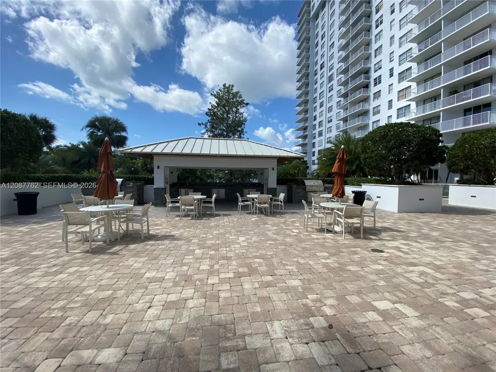 2851 NE 183rd St #303E Aventura, FL 33160
