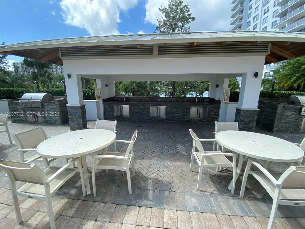 2851 NE 183rd St #303E Aventura, FL 33160