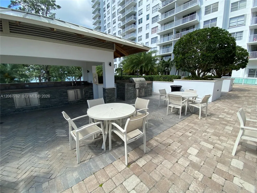 2851 NE 183rd St #303E Aventura, FL 33160