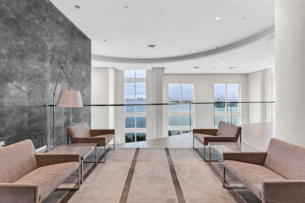 1900 Bayshore Dr #5103 Miami, FL 33132