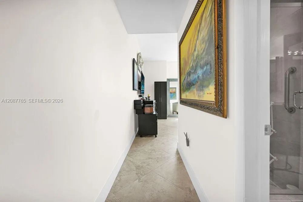1900 Bayshore Dr #5103 Miami, FL 33132