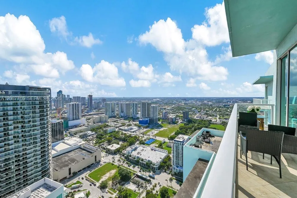 1900 Bayshore Dr #5103 Miami, FL 33132