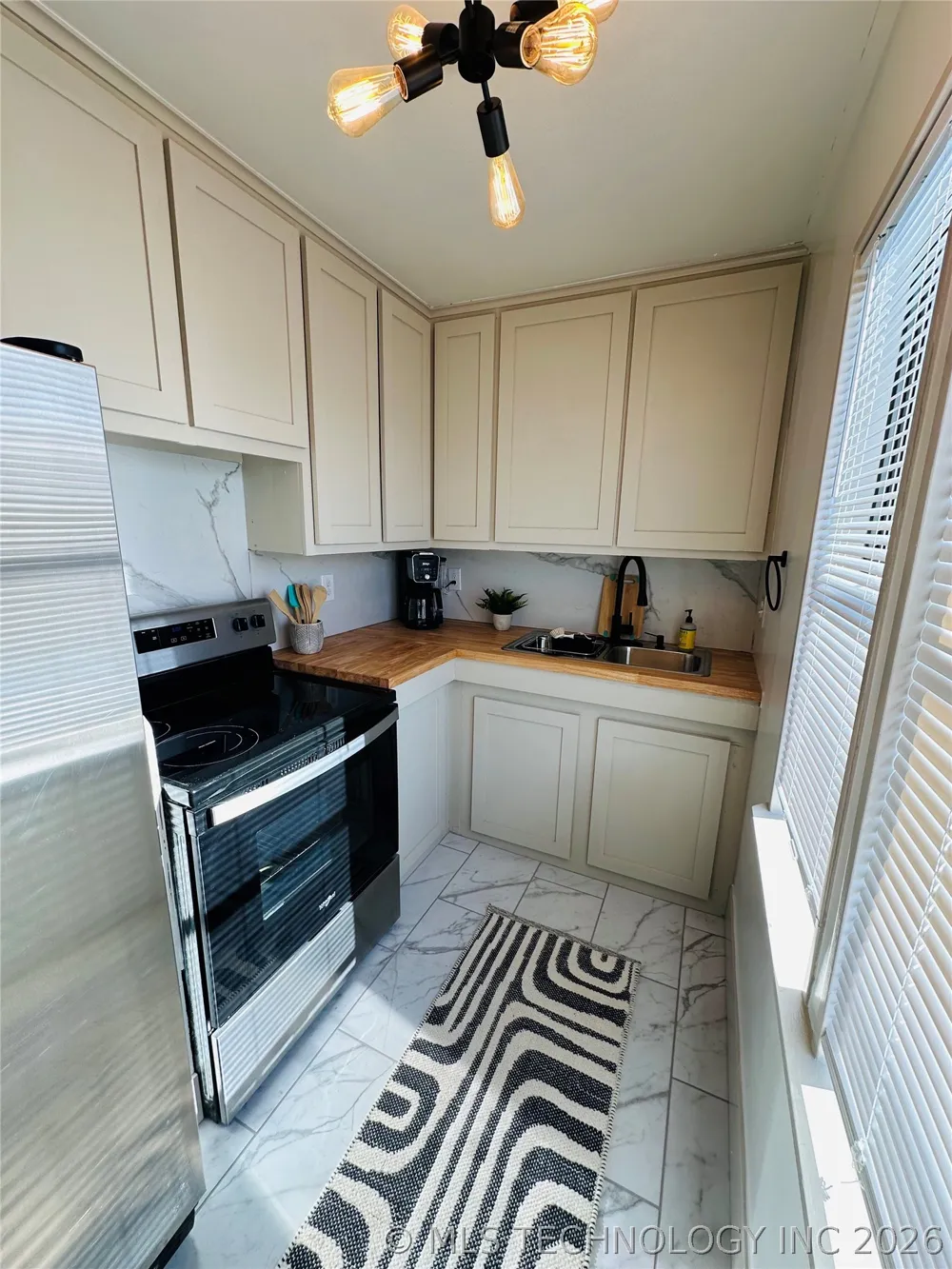 2708 E 14th Place Tulsa, OK 74104