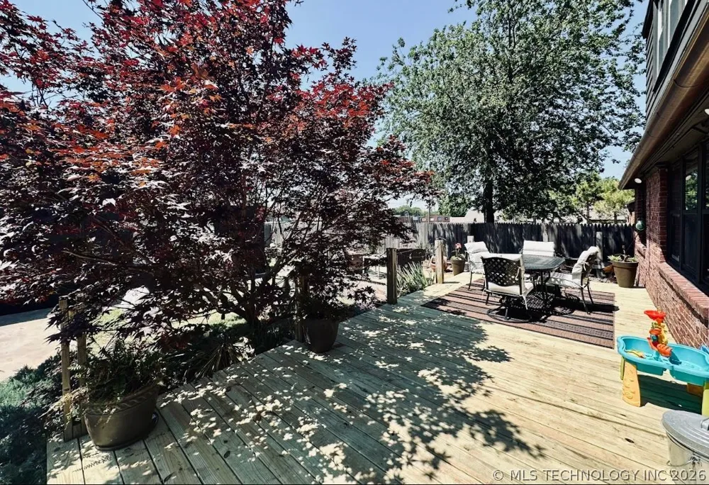 2708 E 14th Place Tulsa, OK 74104