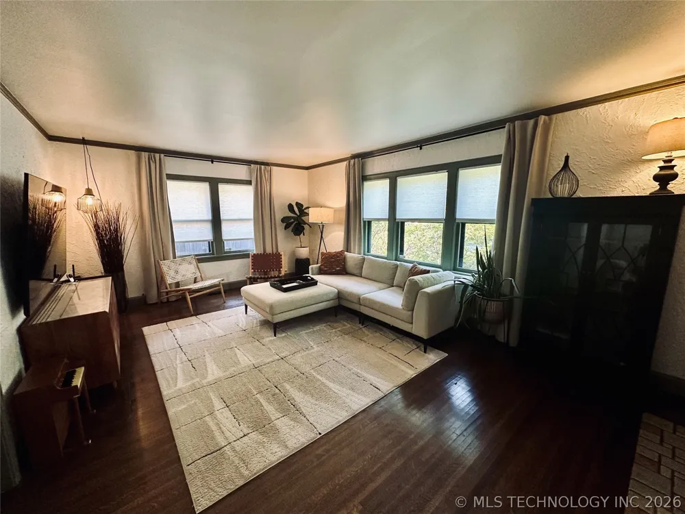 2708 E 14th Place Tulsa, OK 74104