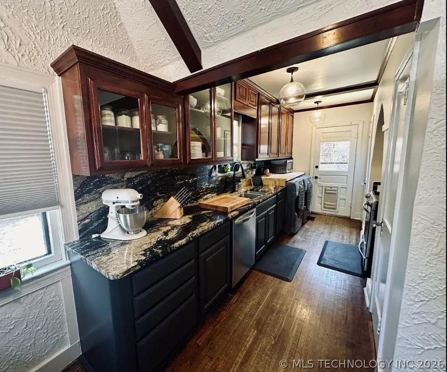 2708 E 14th Place Tulsa, OK 74104