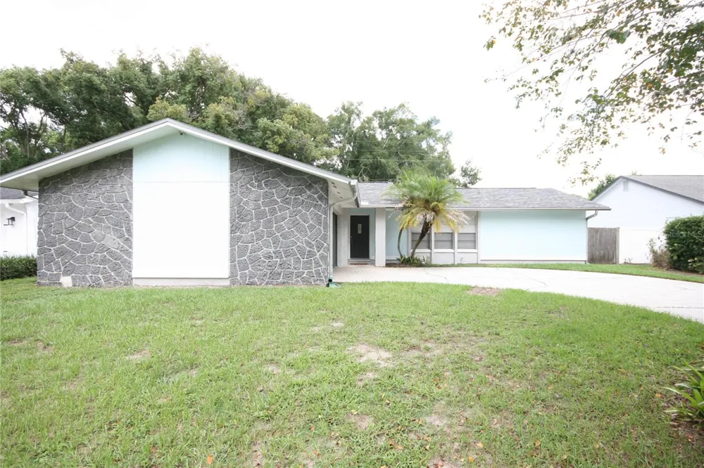 17839 SUNRISE DRIVE Lutz, FL 33549