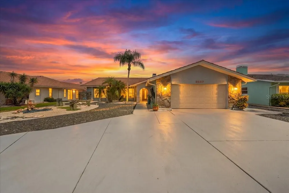 3537 SEAWAY DRIVE New Port Richey, FL 34652