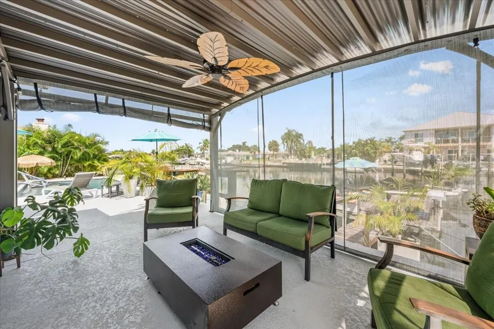 3537 SEAWAY DRIVE New Port Richey, FL 34652