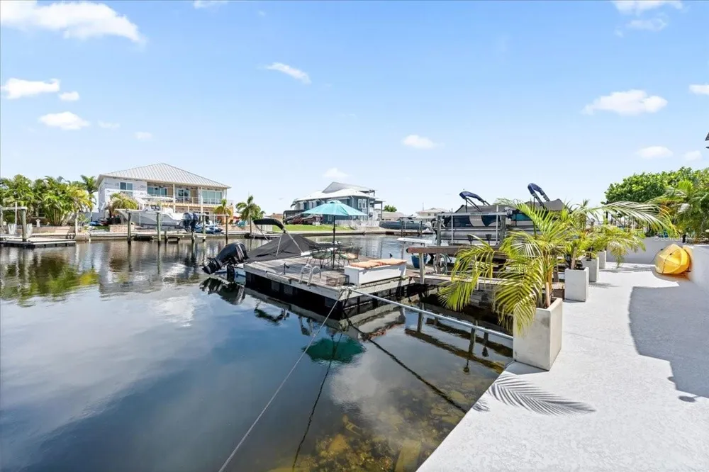3537 SEAWAY DRIVE New Port Richey, FL 34652