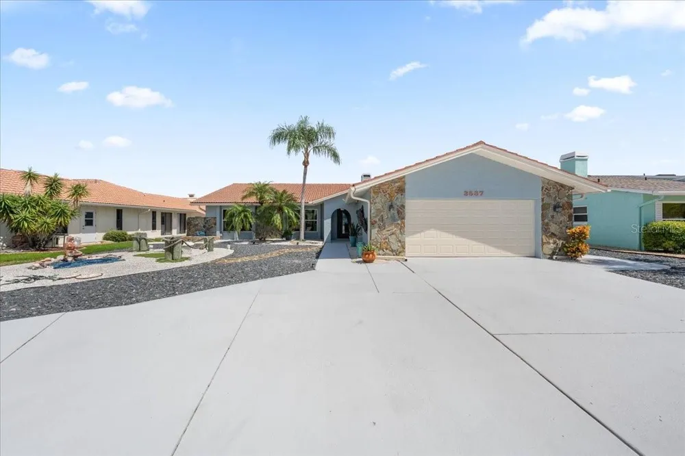 3537 SEAWAY DRIVE New Port Richey, FL 34652