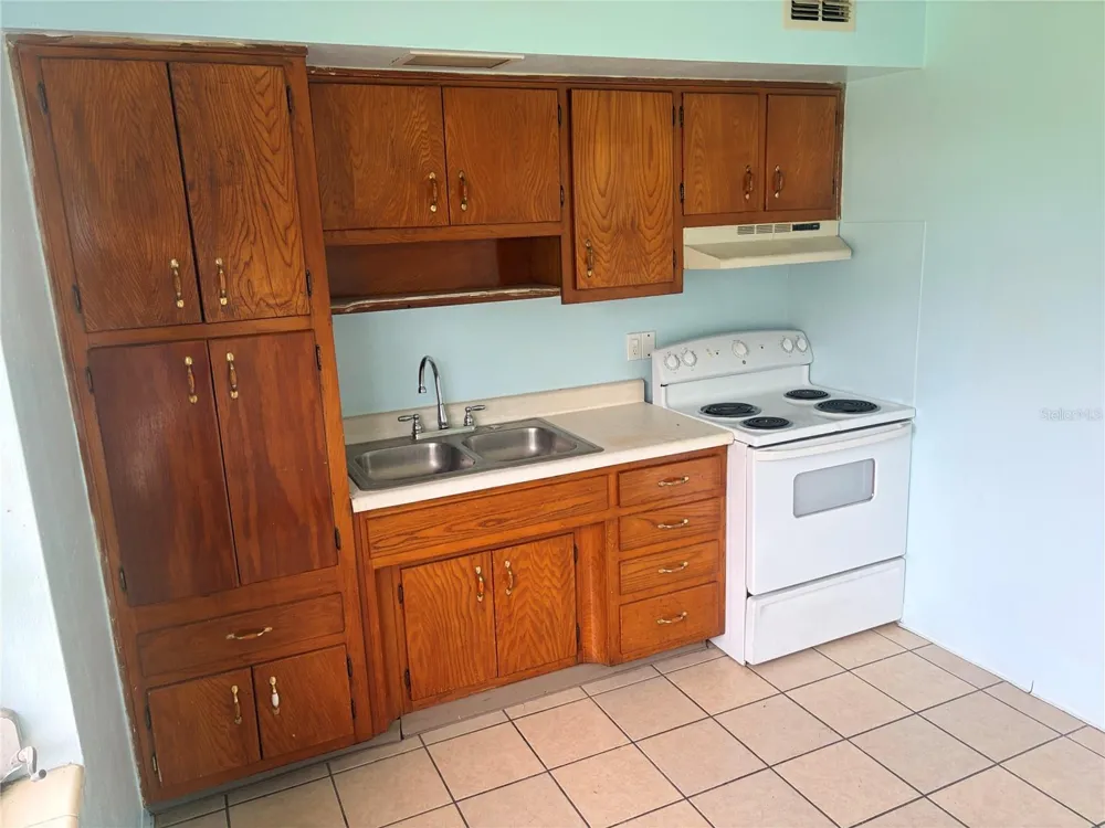 5227 TANGERINE DRIVE New Port Richey, FL 34652