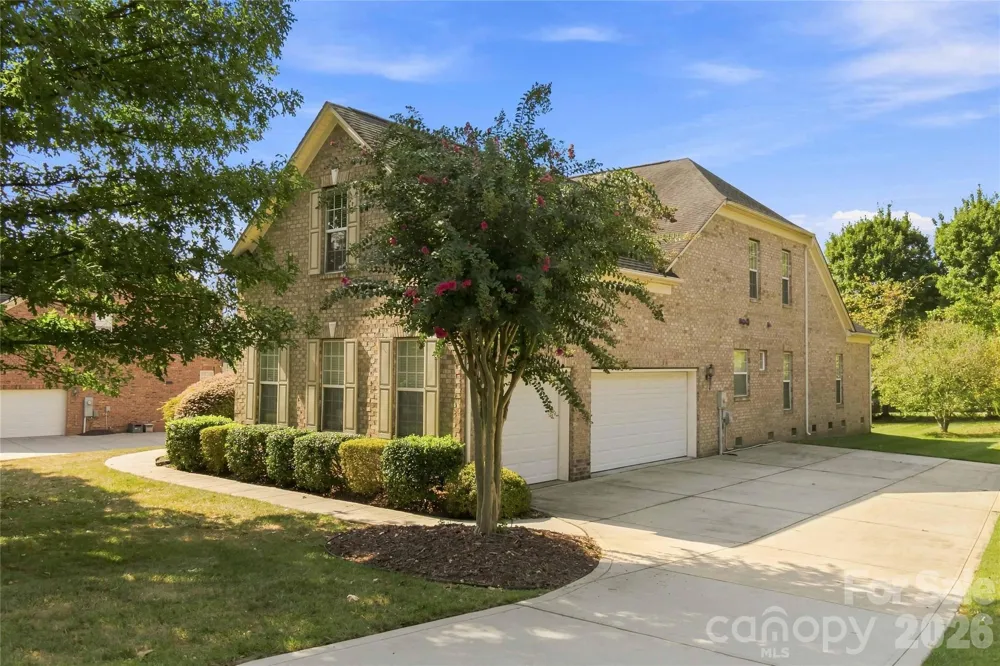 7607 Meadow Grove Drive Waxhaw, NC 28173