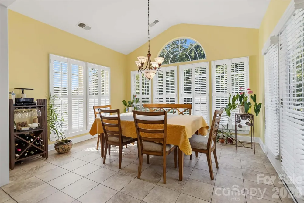 7607 Meadow Grove Drive Waxhaw, NC 28173