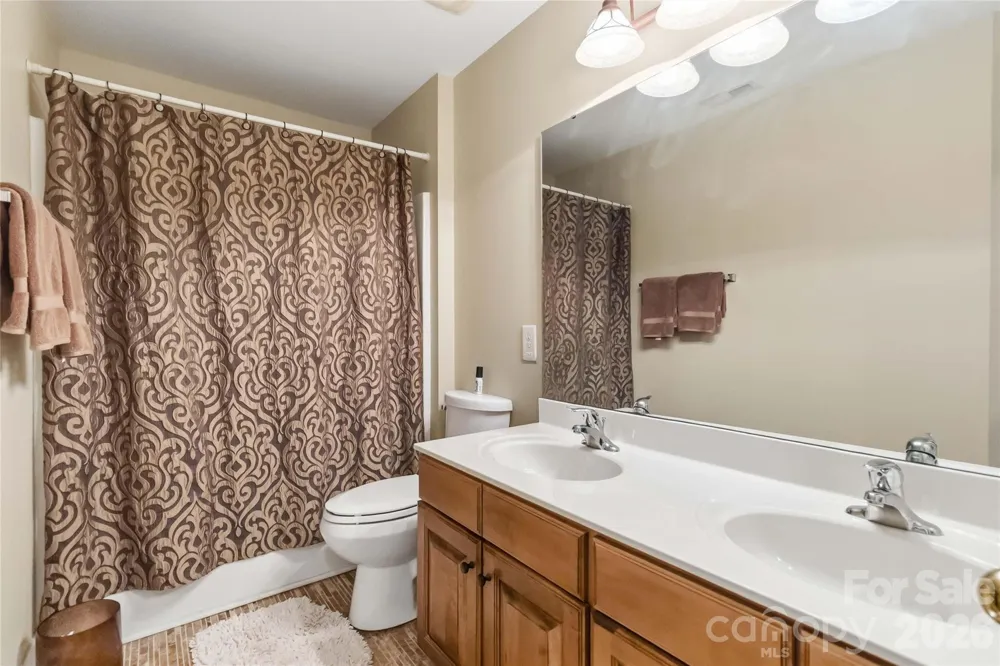 7607 Meadow Grove Drive Waxhaw, NC 28173