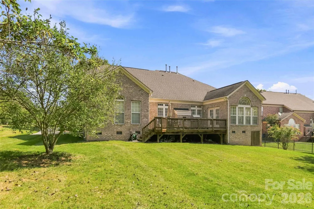 7607 Meadow Grove Drive Waxhaw, NC 28173