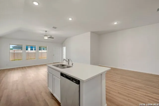 1036 Amber Lake Seguin, TX 78155