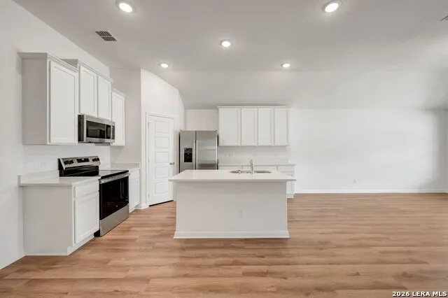 1036 Amber Lake Seguin, TX 78155