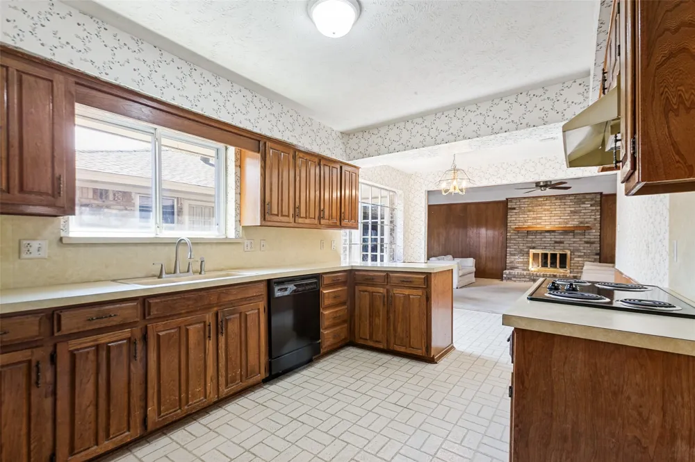 2538 Parkhaven Drive Plano, TX 75075