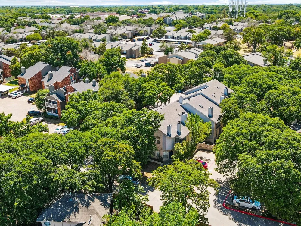 1501 Cedar Elm Drive #102 Euless, TX 76039