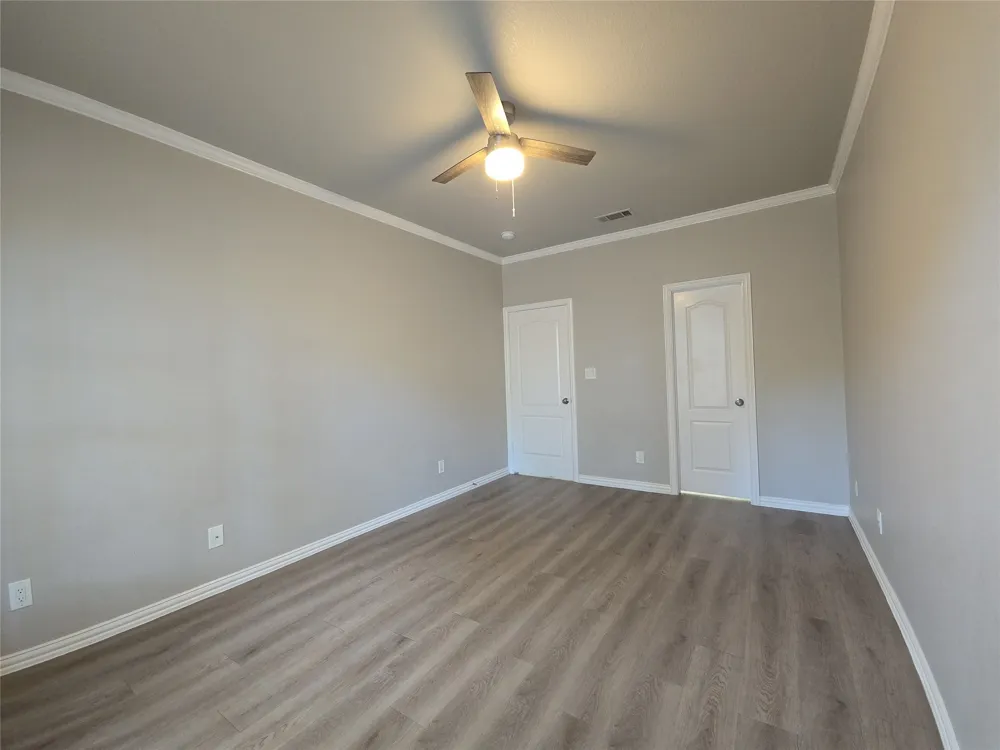 1501 Cedar Elm Drive #102 Euless, TX 76039