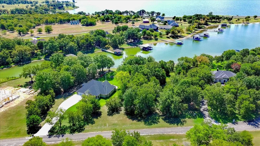 Embarcadero Kerens, TX 75144