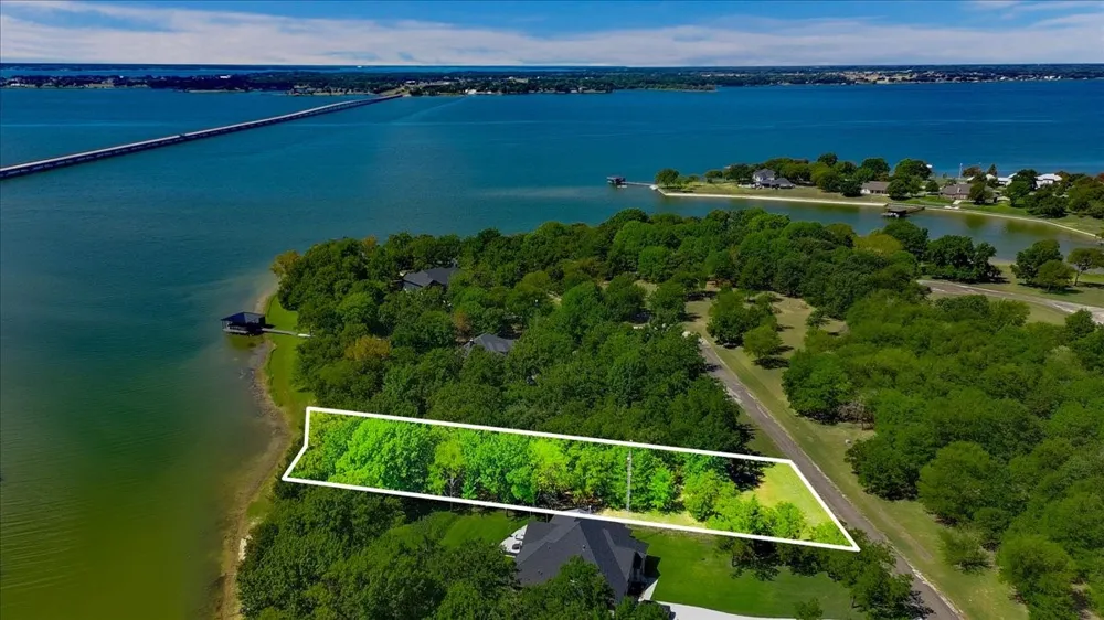 Embarcadero Kerens, TX 75144